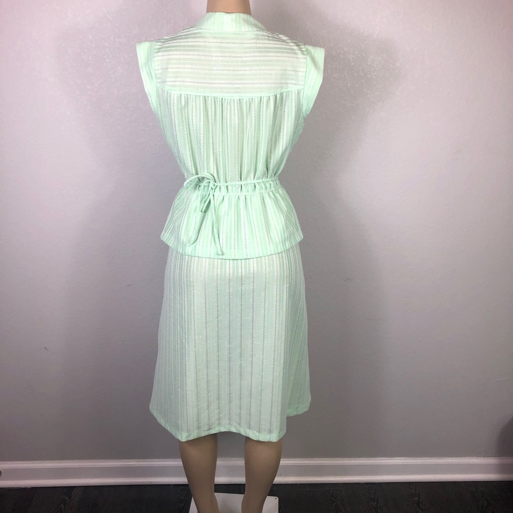 Vintage 1970’s Peplum Dress - Picture 4 of 9